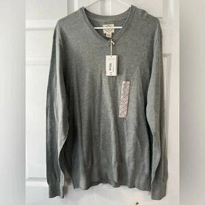 NWT St Johns Bay Mens Gray Size large V Neck Pullover Stretch Knit New Sweater